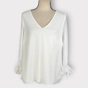 Chaus New York Women's Med White Long Sheer Sleeves Chiffon V-Neck Blouse